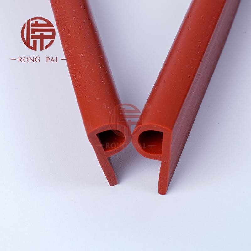 硅膠密封條在高溫情況下還可以維持密封嗎？-常州嶸牌橡塑制品有限公司